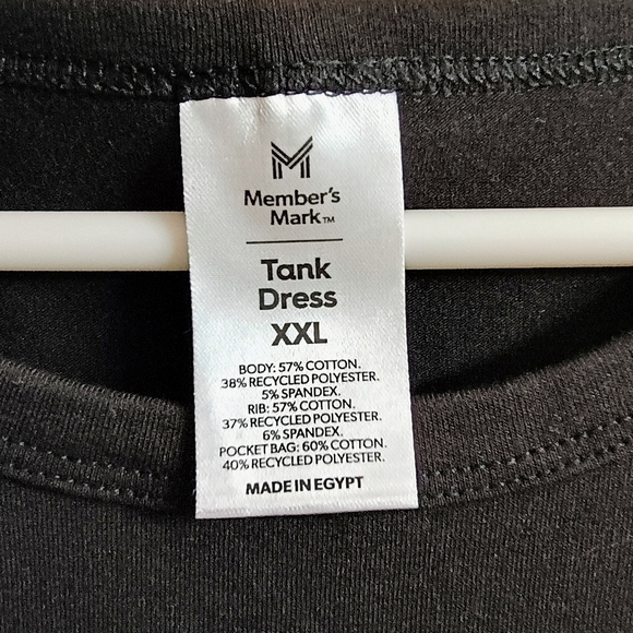 Chic Black Sleeveless Mini Dress - Picture 4 of 6